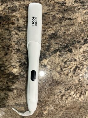 Bondi Boost White Mini Flat Iron - Travel Hair Straightener
